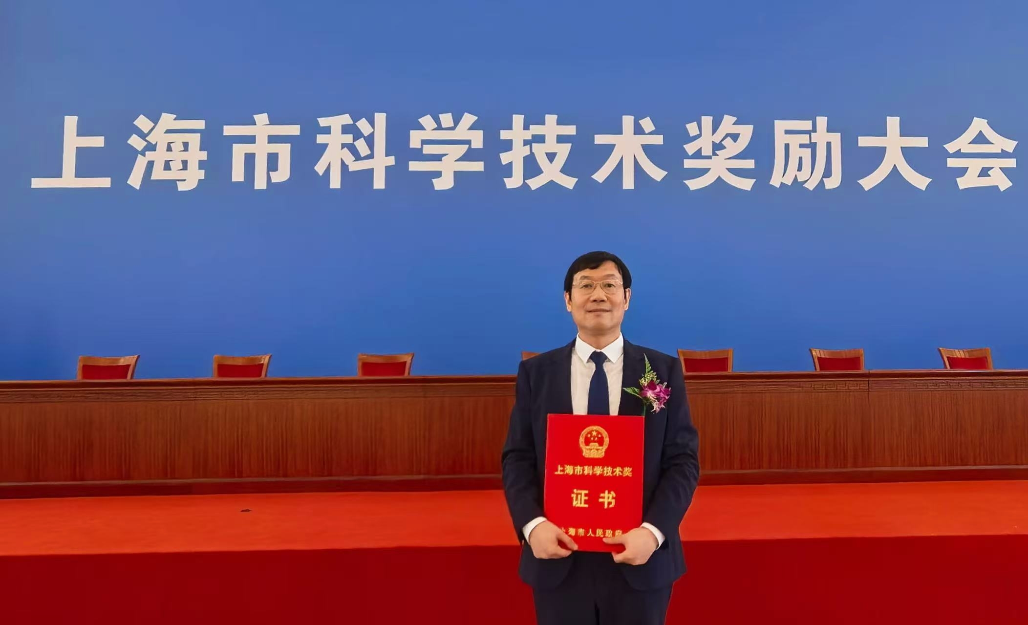 dc5f6b2eb510ece59d4614678e5554ea_副本.jpg